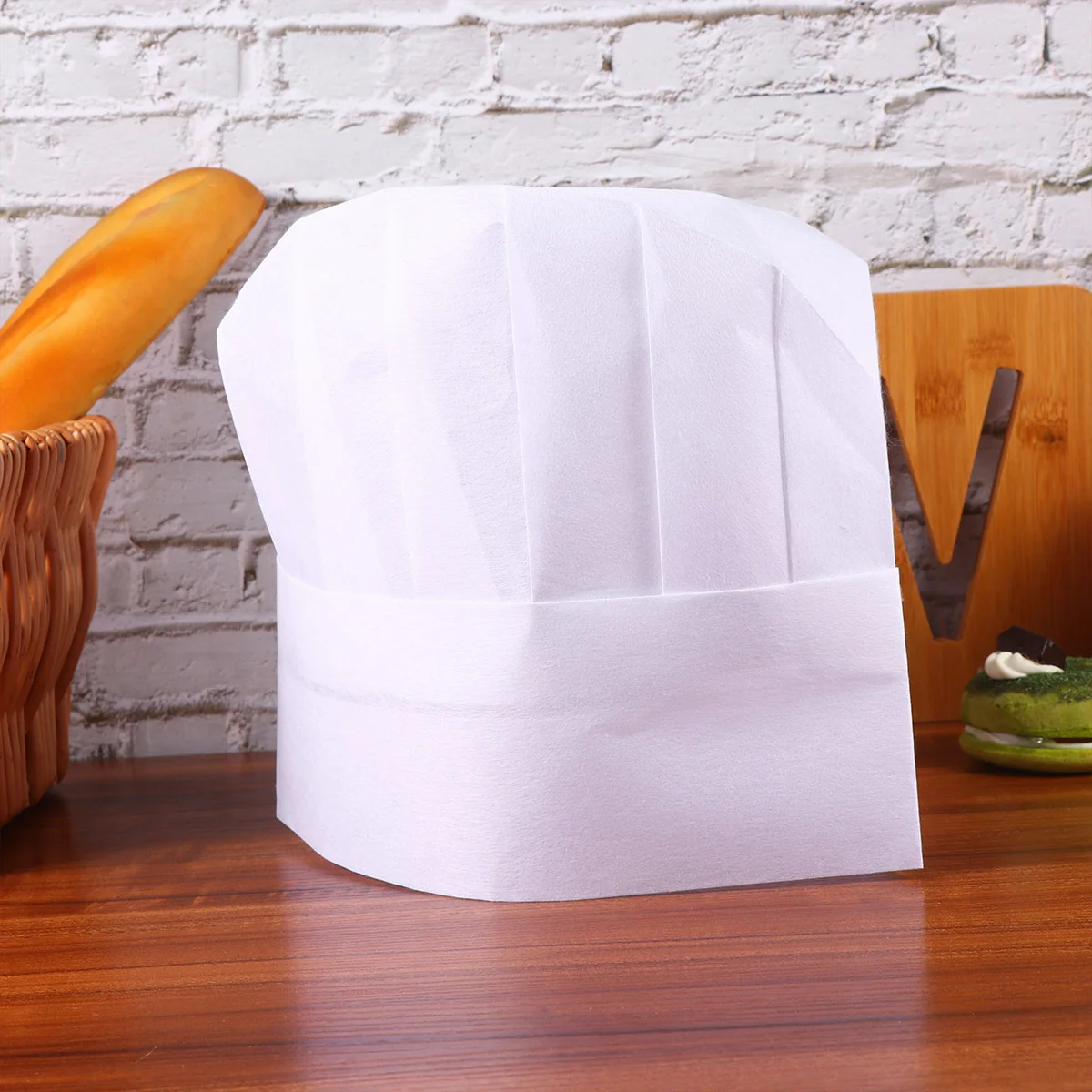 Children Disposable Chef Hats 20pcs Lightweight Headgear Simple Kitchen Accessories for Kids Boys Girls chef hats