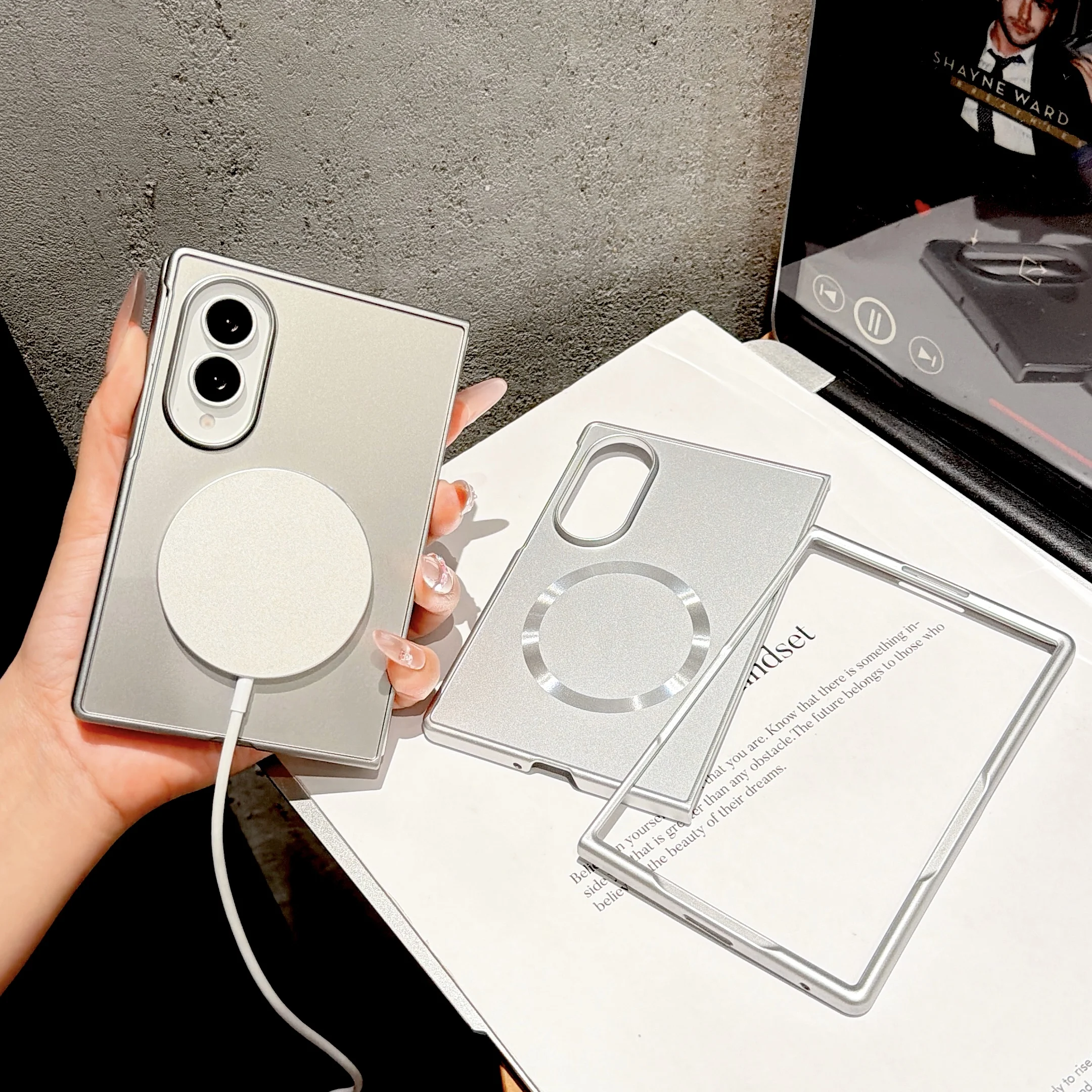 Ultra-Slim Metallic Magnetic Phone Case – Wide Shockproof, Magsafe-Compatible, Comfortable Grip, Wear-Resistant Cover
