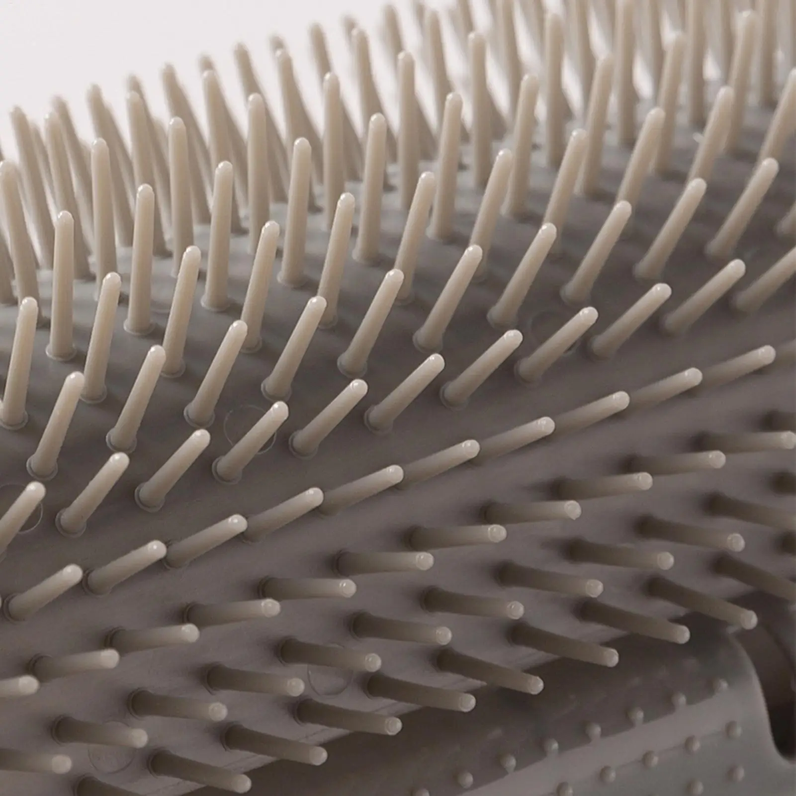 Wall-Mounted Self-Cleaning Pet Grooming Brush