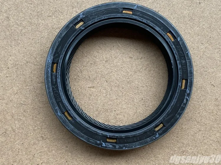Engine Transmission Seal PAJERO V70V90V80W OIL SEAL A/T OIL PUMP BODY MD707575 o ring seal set rubber seal ring water pump seal kit engine transmission seal