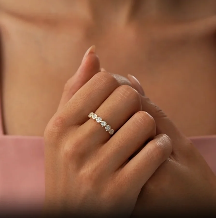 Ehhai Runder Moissanit-Blumen-Cluster-Halb-Ewigkeitsring für Frauen, 925er Sterlingsilber, Hochzeit, Verlobungsring, edler Schmuck, Geschenk – Detail 6