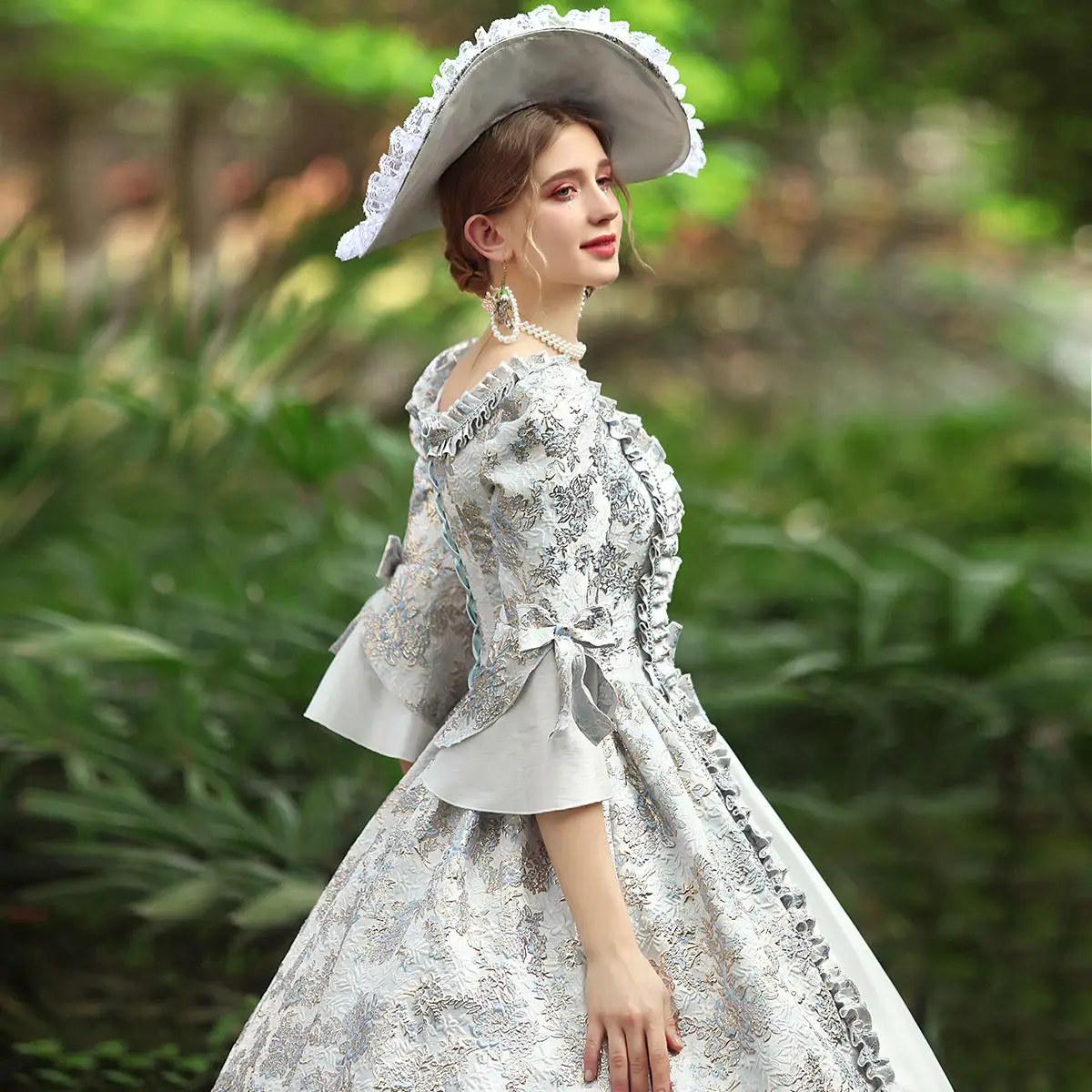 victorian dresses