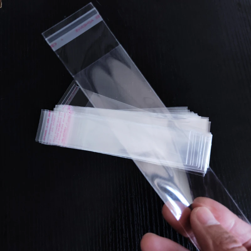 MGE - 100 Sacchetti in Plastica Trasparente 25x25 cm, Buste in Cellophane Richiudibili Con Chiusura - Ideali per Regalo, Caramelle, Biscotto