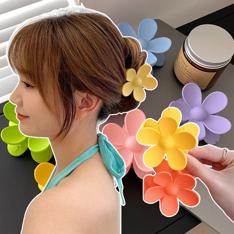 

Cute Solid Color Flower Hair Claw for Women Girls Fashion Korean Sweet Ponytail Hair Clips Barrettes Female Headwear Accessories