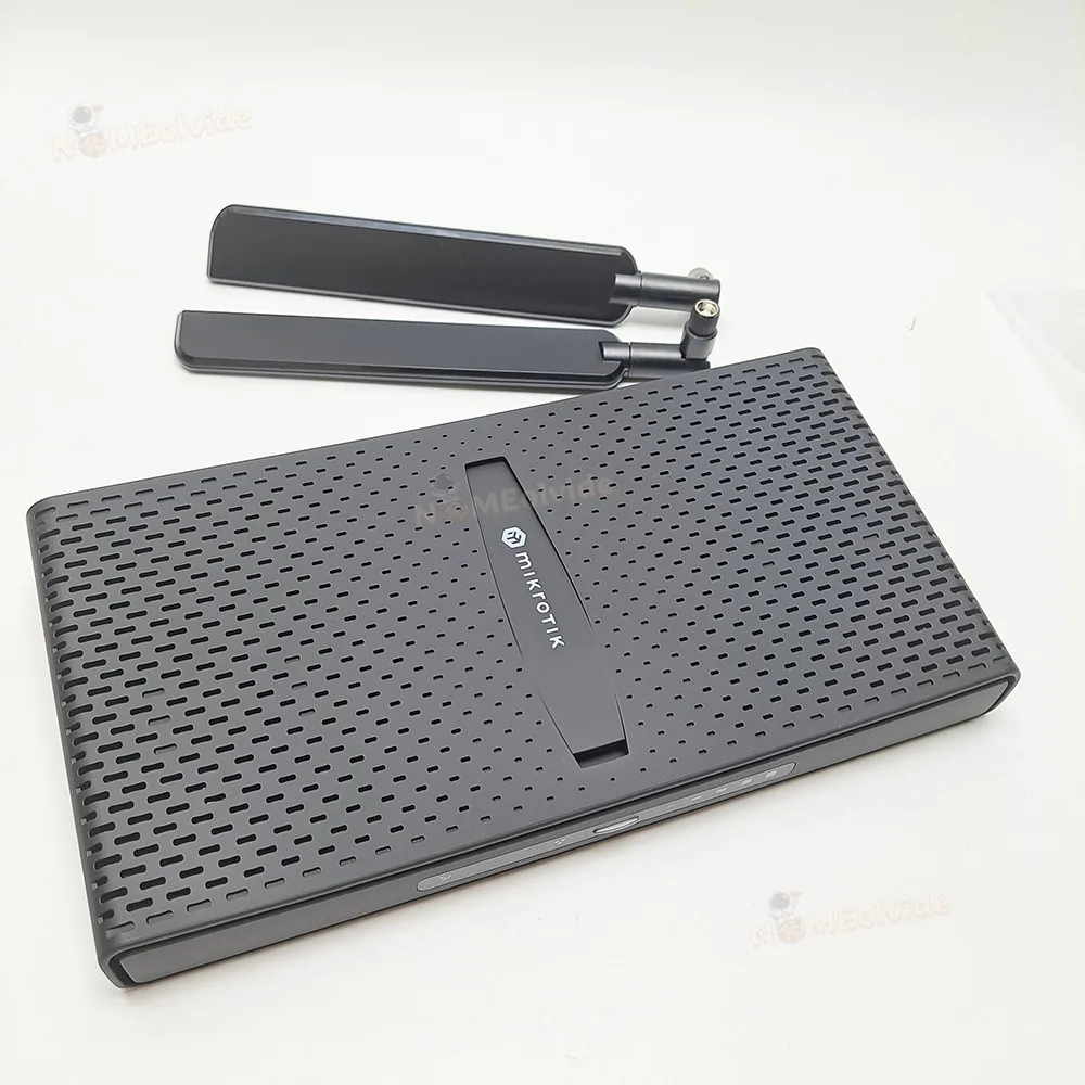 Rbd53ig-5Hacd2hnd Mikrotik 라우터 Hap Ac3 716Mhz CPU 5개의 10/100/1000 Mbps 이더넷 포트
