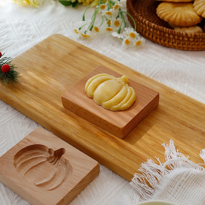 Wooden Cookie Molds for Halloween 3D Carved Embossed Gingerbread Mould Baking Pumpkin Skull Ghost Witch Jack O'Lantern