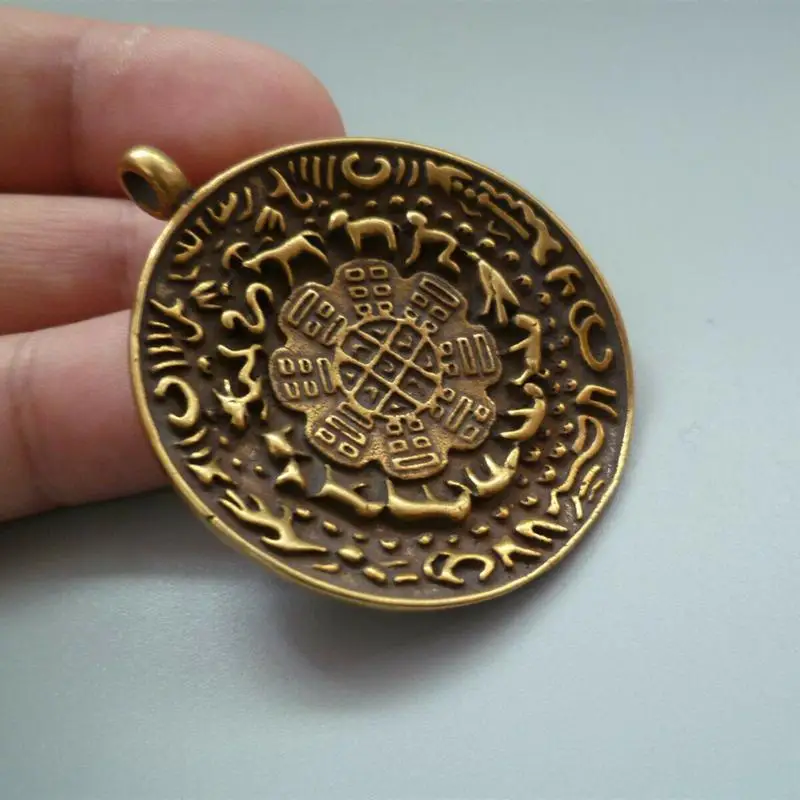 Old Collectible China Copper Carved Tibet Totem Rare Lucky Amulet Pendant