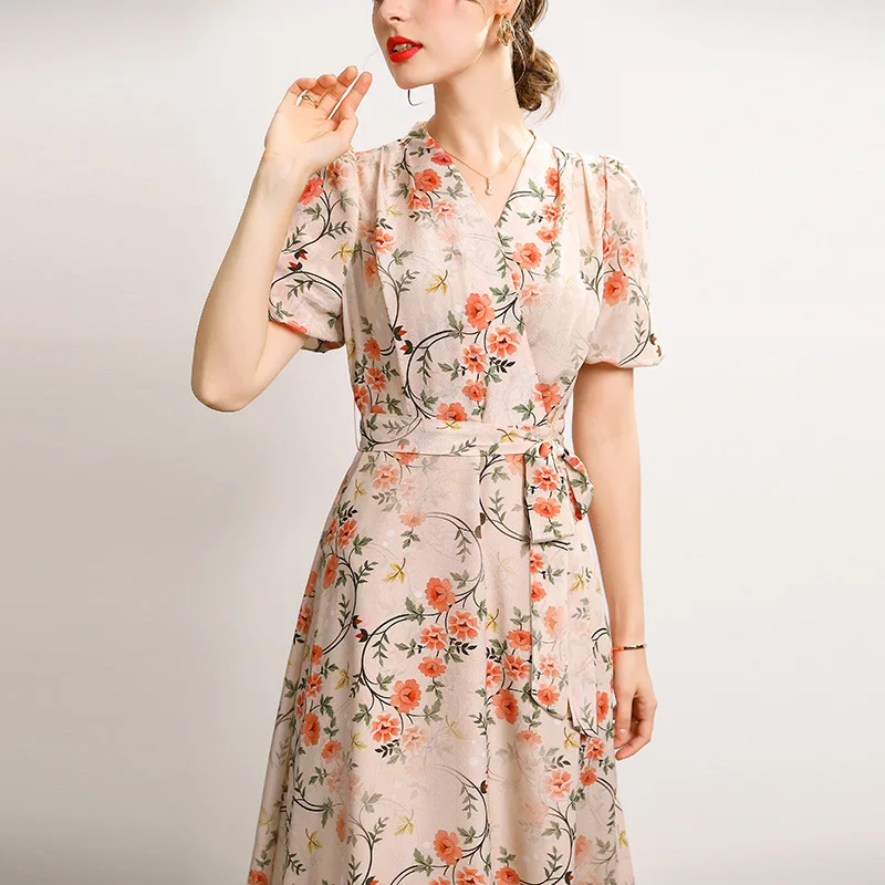 

100% real Silk dress 2022 summer new French V-neck lace up temperament waist fairy printed mulberry silk A-line skirt