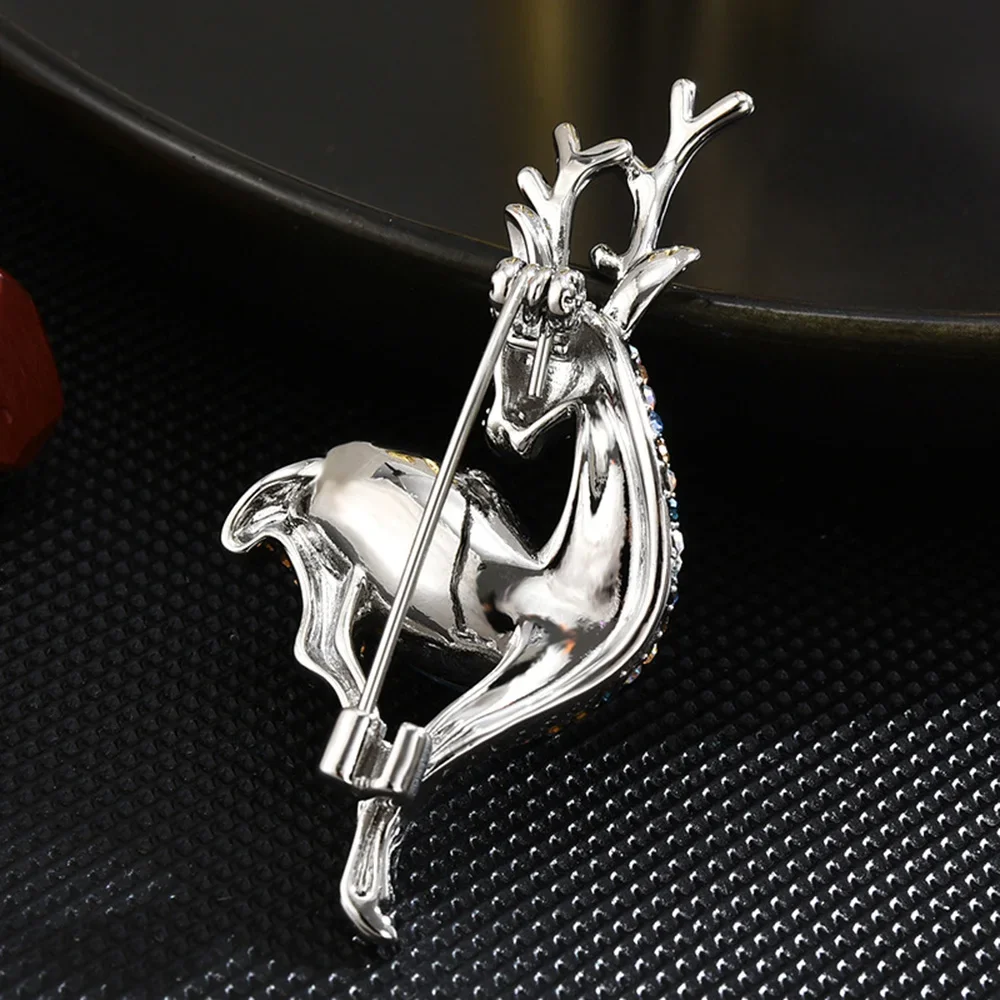 Korean style crystal deer Brooch fashion Ladies Sparkling Rhinestone cute Animal Pin suit coat Sweater Accessories Jewelry Gifts