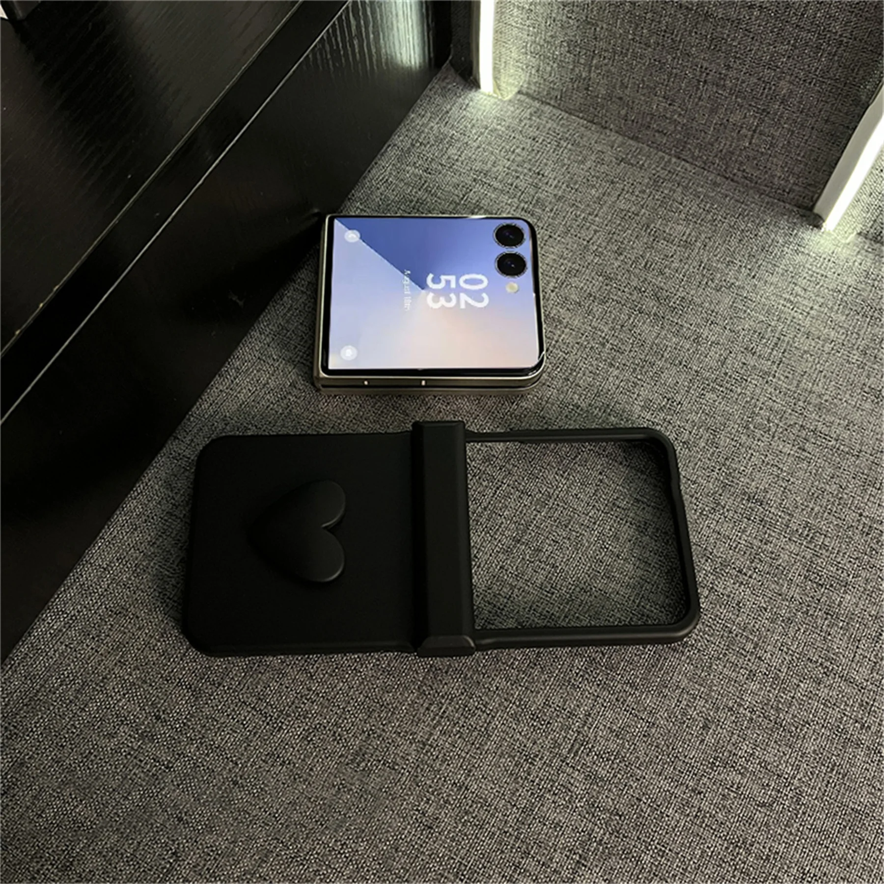 Chic 3D Love Heart Solid Color Phone Case Cover