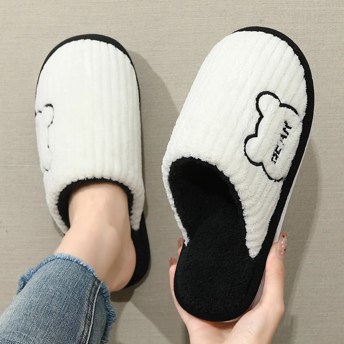Indoor Slippers Women Men Autumn Winter Thick Sole House Warm Fur Shoes Couples Home Non-Slip Large Size Men'S Cotton Slippers 3