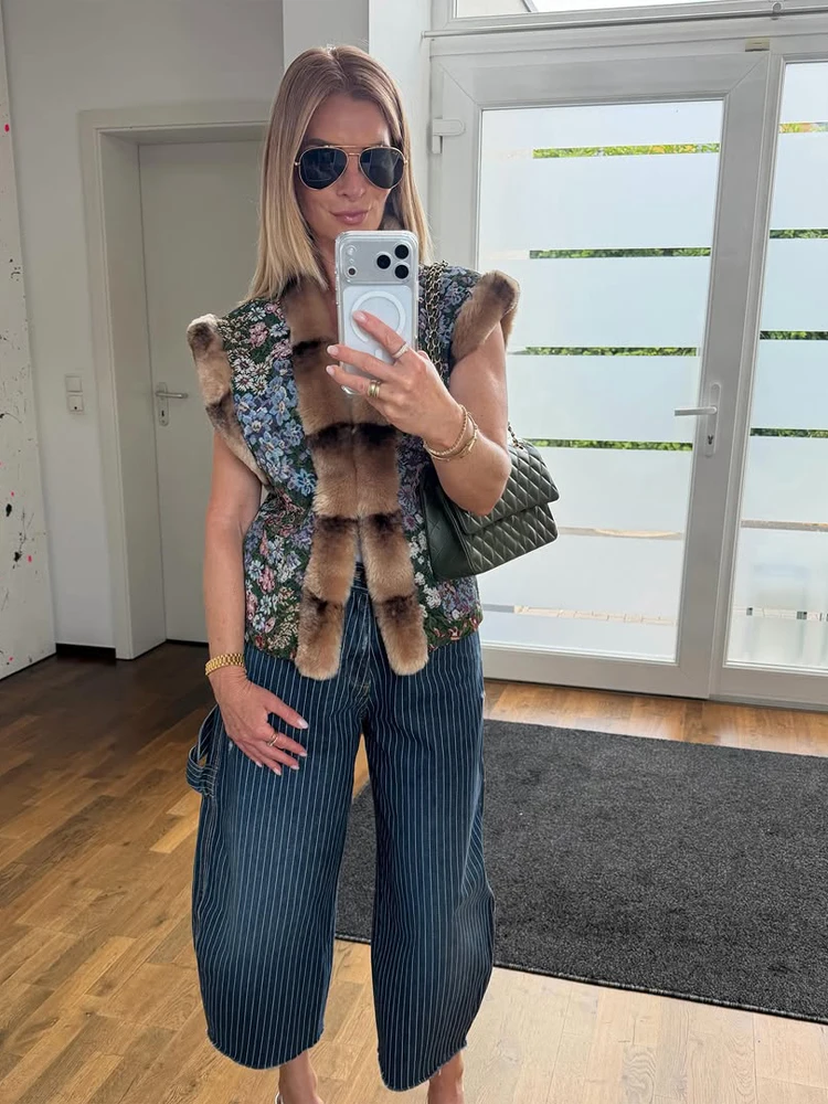 Sleeveless Floral Print Vest with Faux Fur Plush Collar and Slim Zip-Up Front — photo 4
