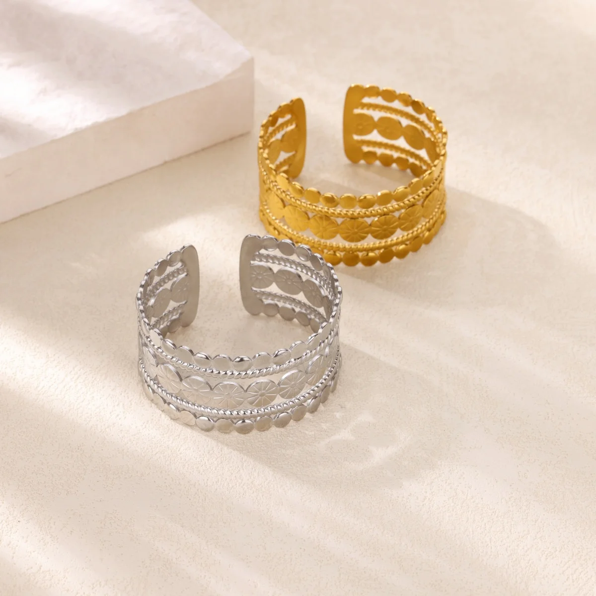 شحن مجاني خمر أساور هندسية الإسورة للنساء الفولاذ...