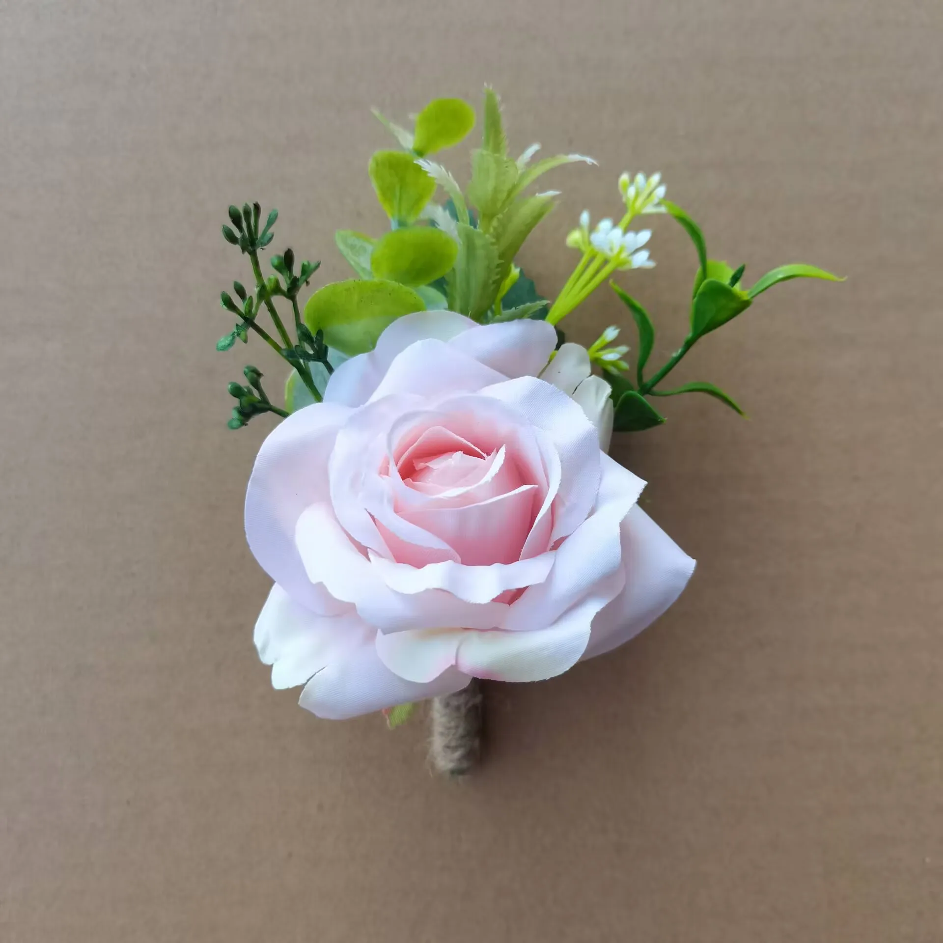 boutonniere-K