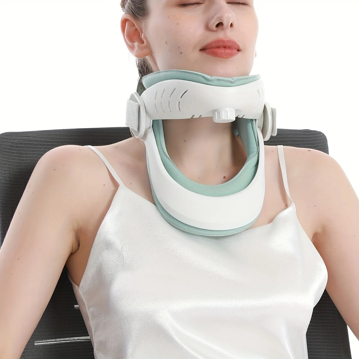 Cervical Neck Traction Device With Ergonomic Airbag Support_voghion.com