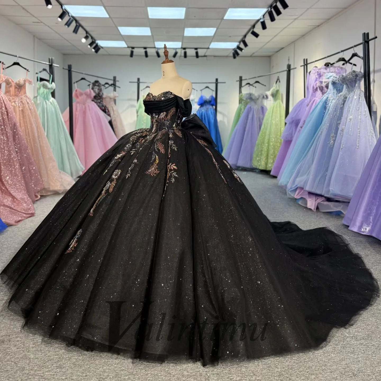 Valintimu Elegant Ball Gown Quinceanera Dresses for Girl Big Bow Lace Appliques Sweetheart Robe Princess Bleu Femme Customized