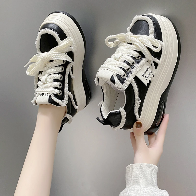 Fashion Chunky Sneakers Women Autumn Lace Up Platform Sports Shoes