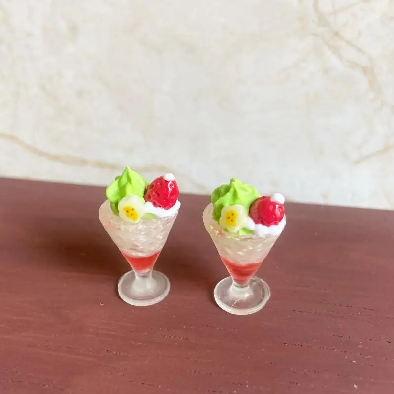 1/5Pcs Miniature Dollhouse Cream Cake Dessert Christmas Strawberry Ice Cream Cup Pretend Play Kitchen For Kids Toy Accessories