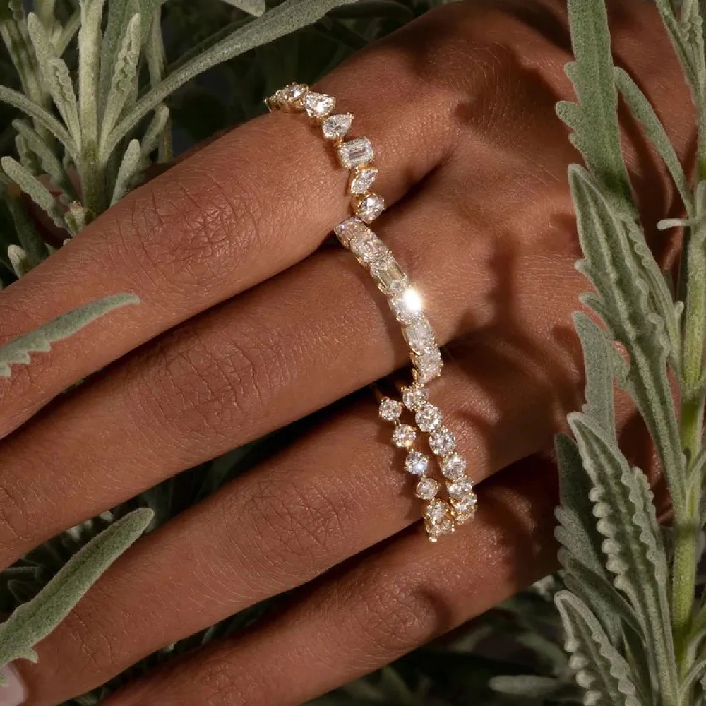 Simple Retro Light Luxury Geometric Texture Ring Women