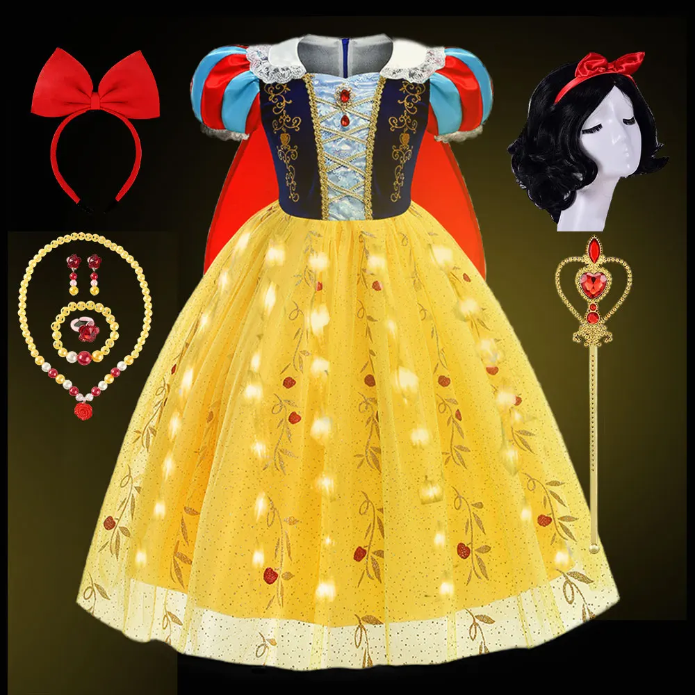 Comic Con Princess Snow White Cosplay Ball Gown Con Led Light Girls Birthday Deluxe Dress Party Abbigliamento Royal Snow White Robes