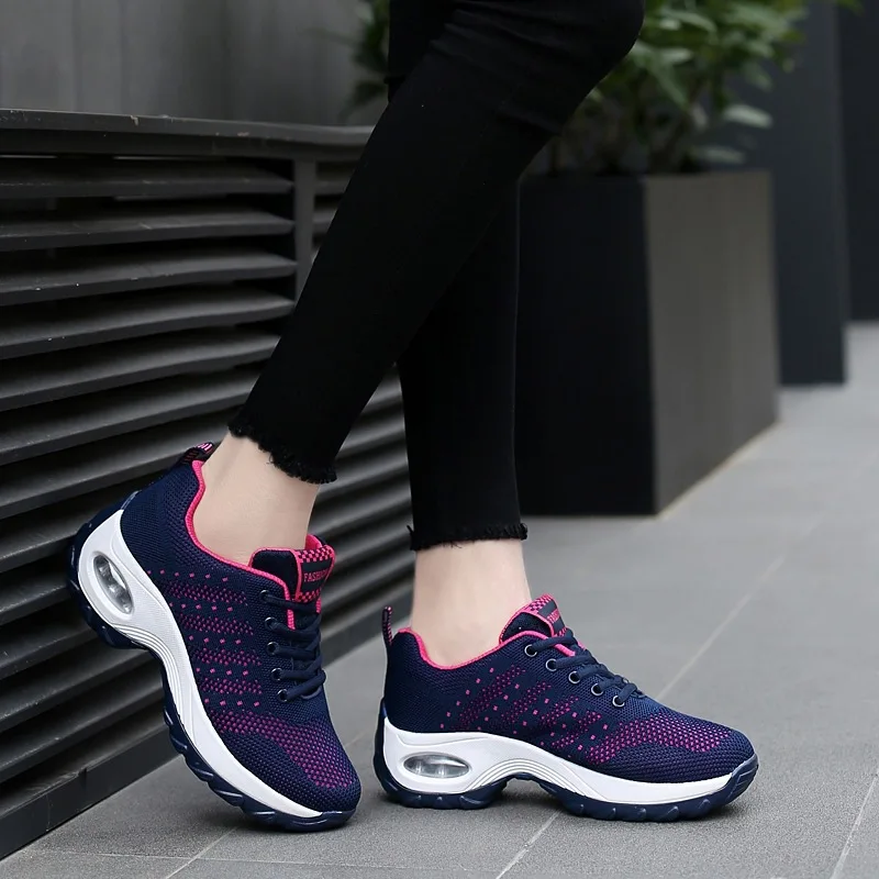 New fashion casual women's shoes sneakers Breathable mesh shoes increase shaker shoes