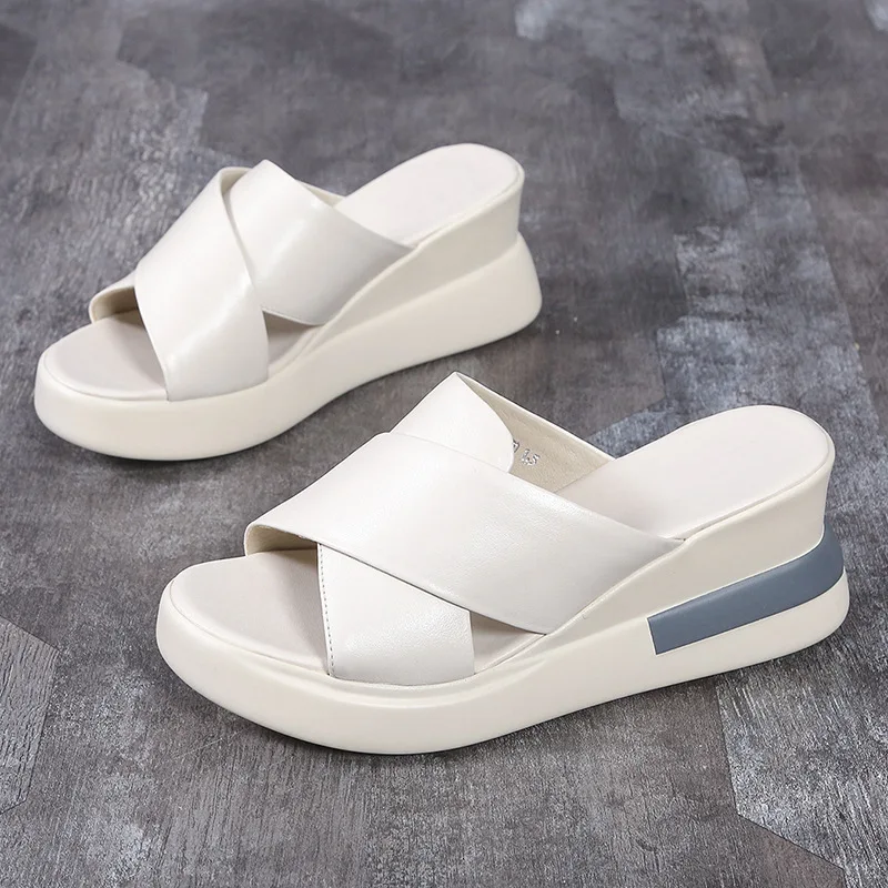 Women's Summer Muffin Thick Bottom Slope Heel Sandals Back Empty Snap Sandals Large Size
