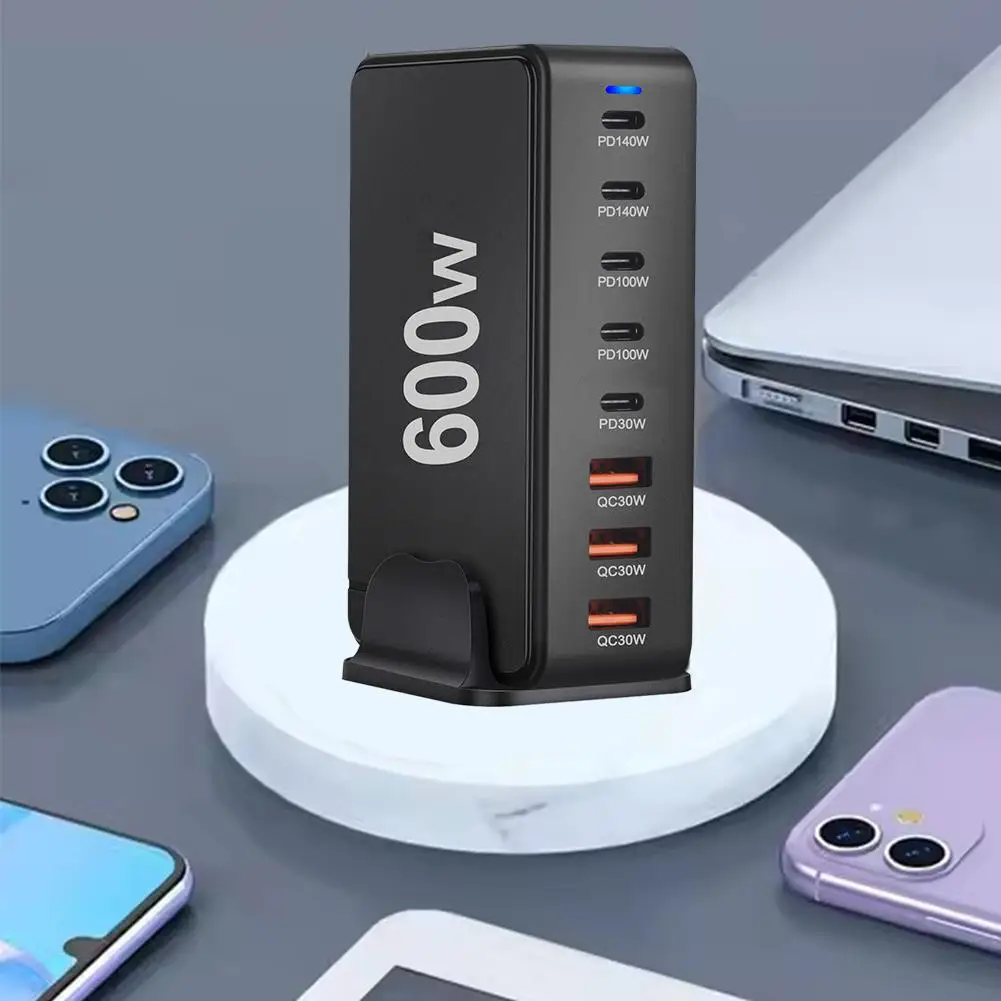 600W GaN Fast Charging PD3.1 Multi-function 28V5A USB-C Interface Desktop Charger
