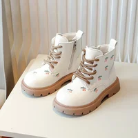 Stiefeletten mit Kirschmuster – Bild 5