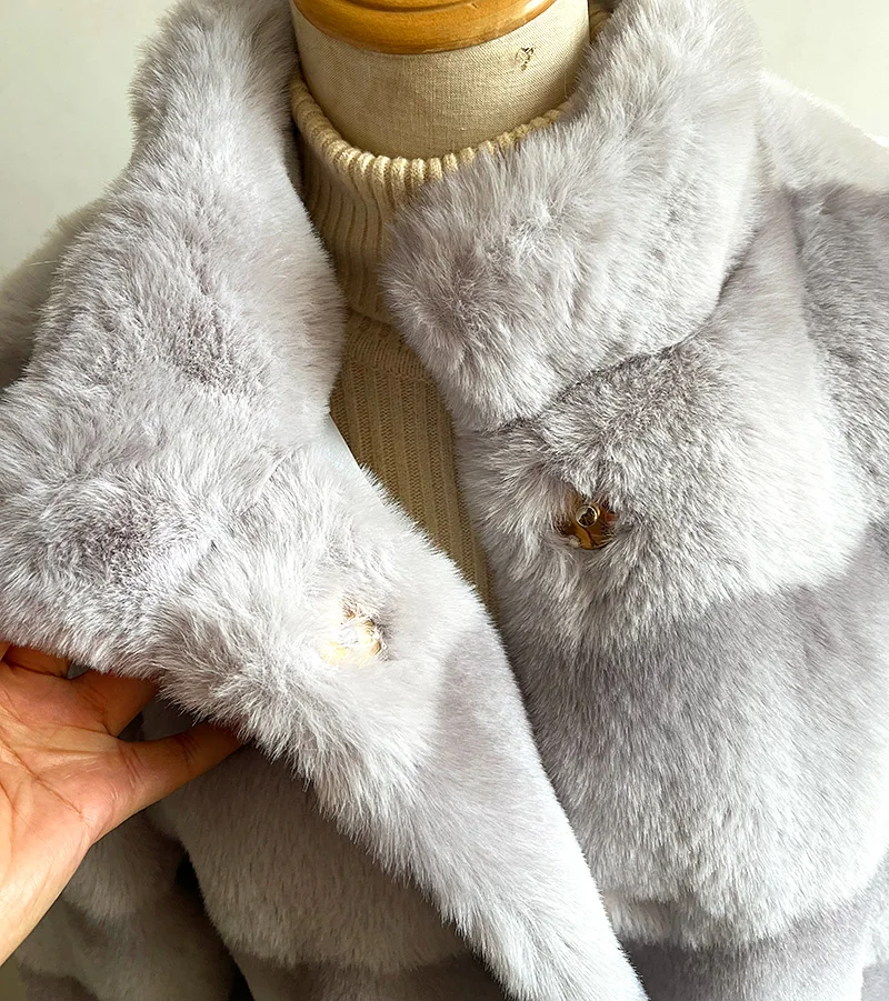 Faux Fur Coat with Stand Collar for Women Warm Fur Jacket Vintage Fluffy Overcoat Female Gradient Clothes Winter Coat 2023