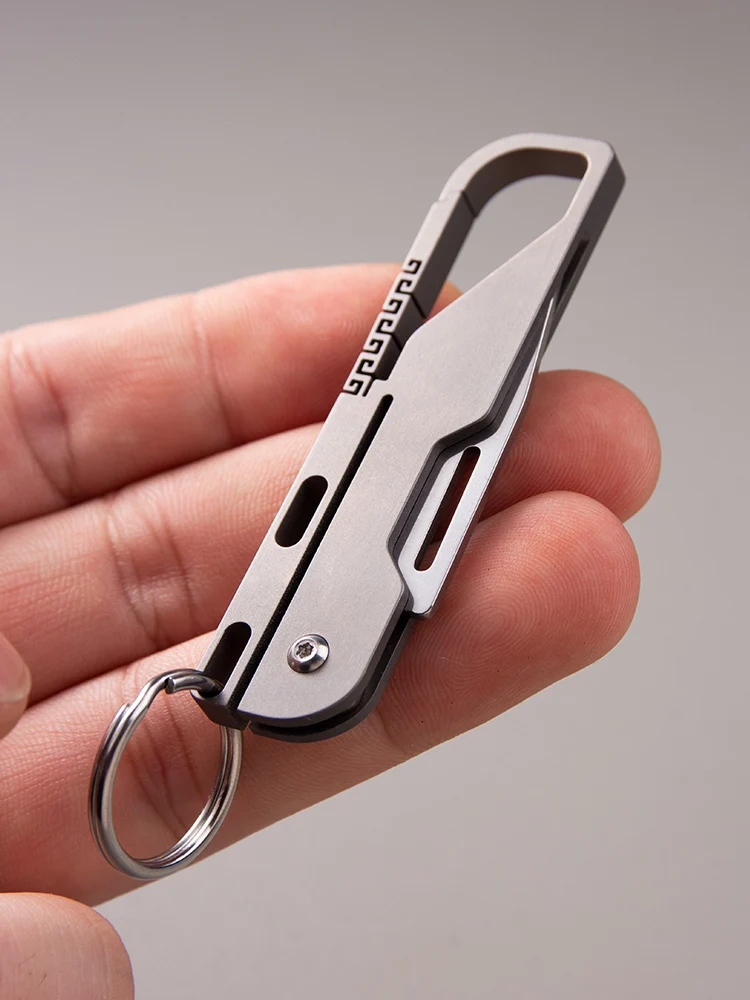 Super Lightweight Men Titanium Waist Hanging Keychain Portable With Folding High Hardness D2 Steel Small Knife Car Key Chain
