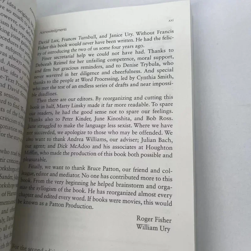 Getting To Yes Negotiating An Agreement Without Giving In Paperback Book In English