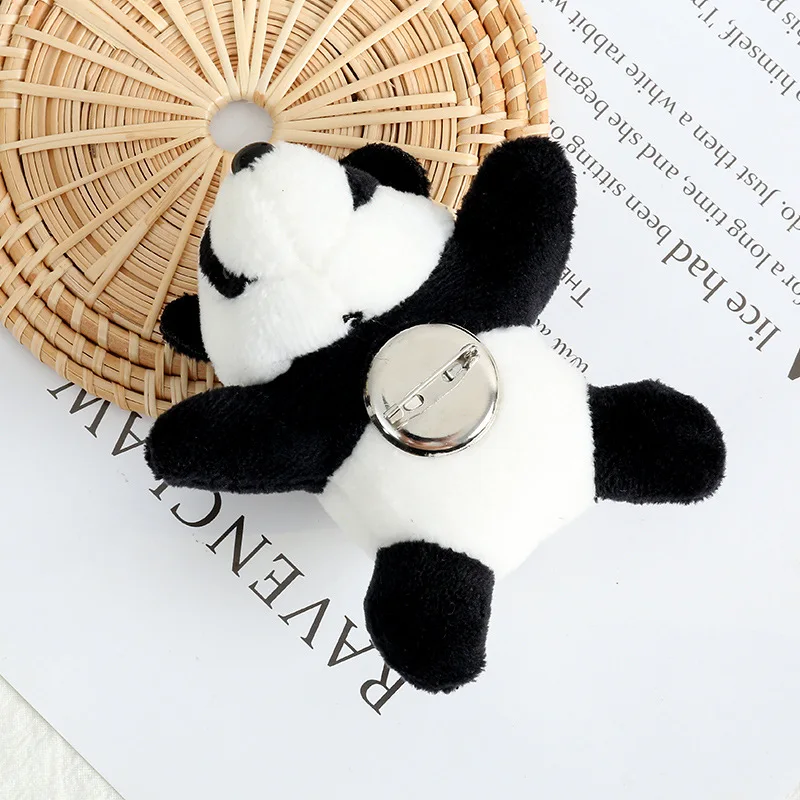 Cartoon three-dimensional panda brooch plush little panda doll ins crouching jewelry backpack pendant