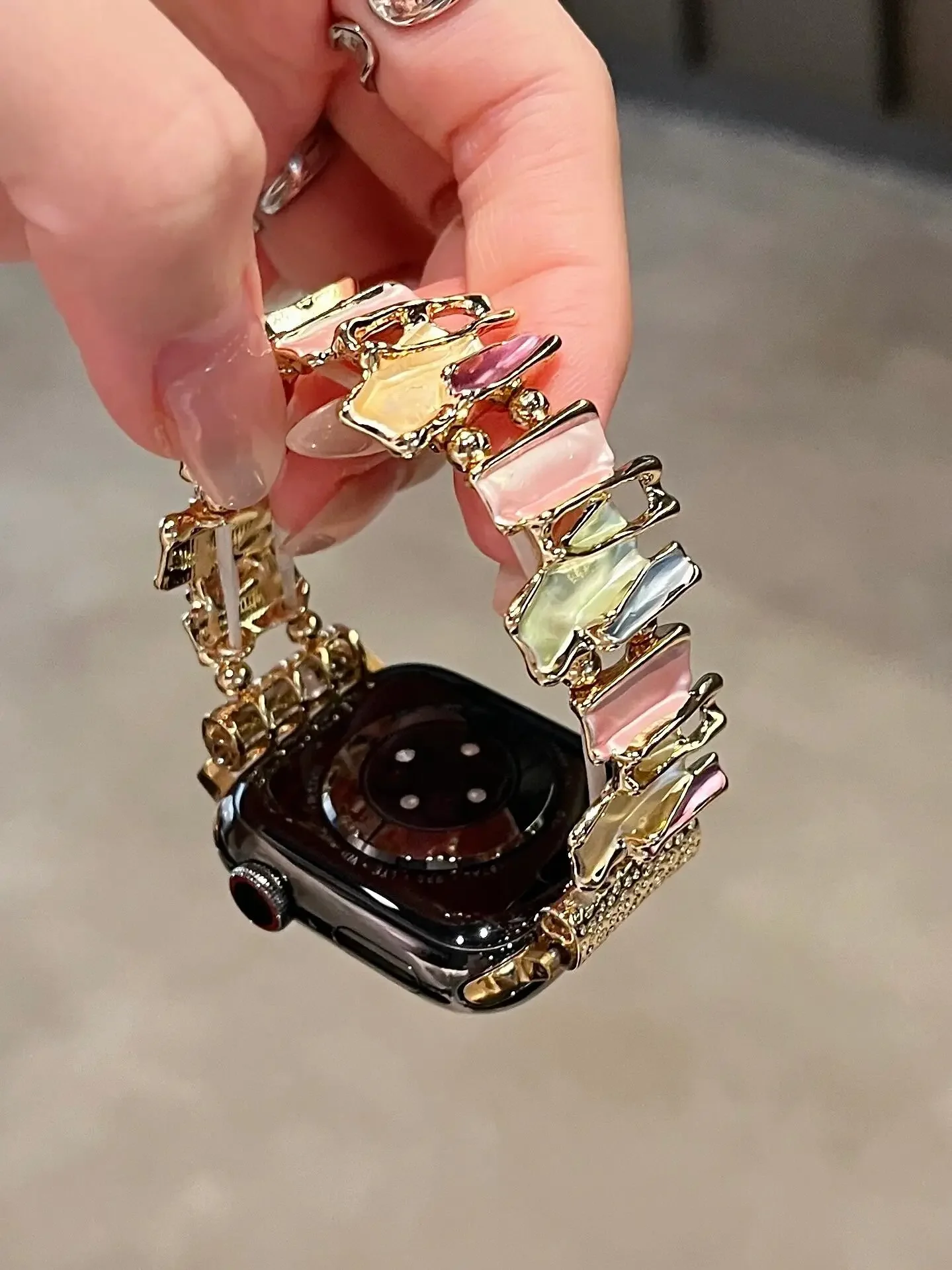 Elastic Force Bracelet for Smartwatch Strap