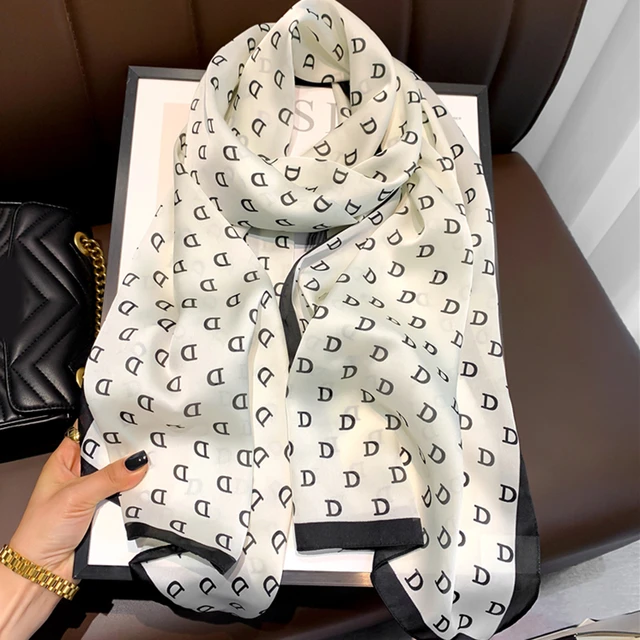 louis vuitton skinny scarf