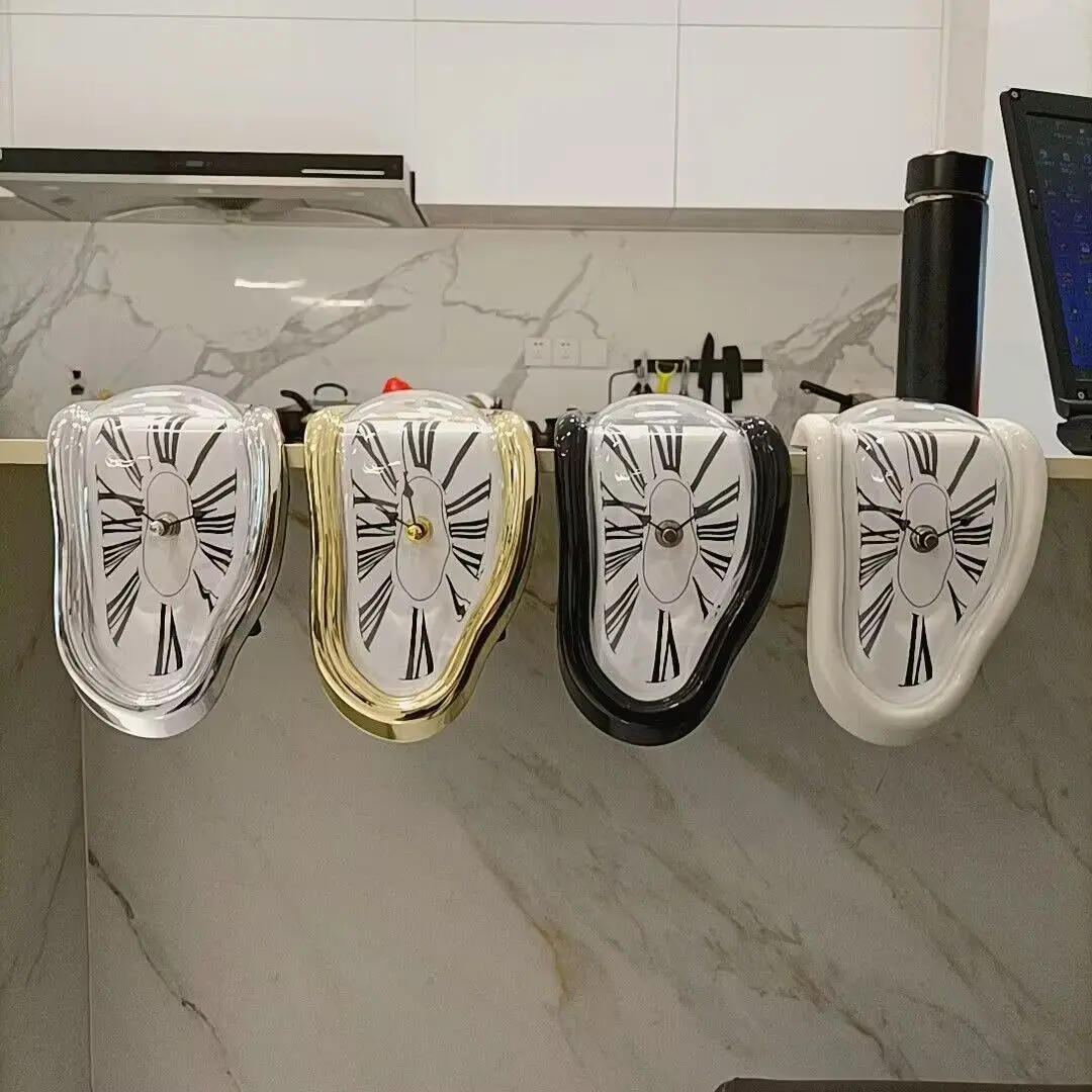 Popular Rome Gold Melting Clock Salvador Dali Watch Melted Clock for Decorative Home Office Shelf Desk Table Funny Creative Gift