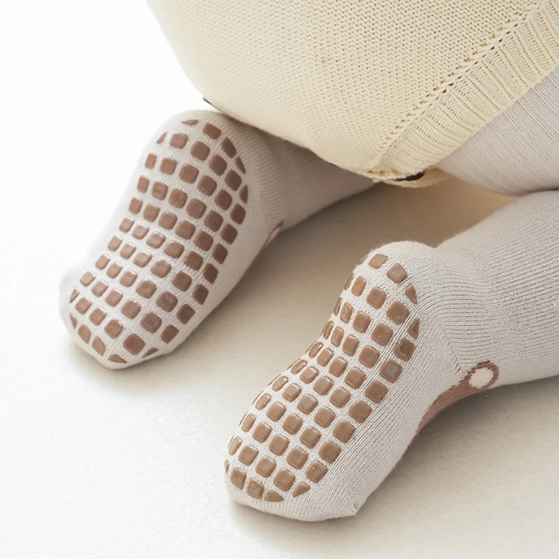 1 Pair Toddlers Non Slip Socks Cartoon Animal Design Waling Socks Cotton Winter Baby Floor Thickened