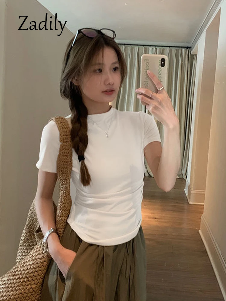 

Женская хлопковая футболка с коротким рукавом и воротником-стойкой