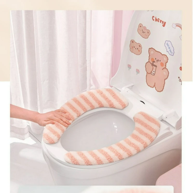 Thickened Autumn and Winter Toilet Seat Cushion, Adhesive Waterproof Toilet Cover, Four-Season Universal Toilet Seat Warmer