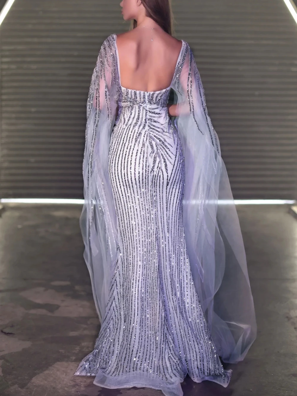 Рисунок 2 - Блестящие вечерние платья на день рождения