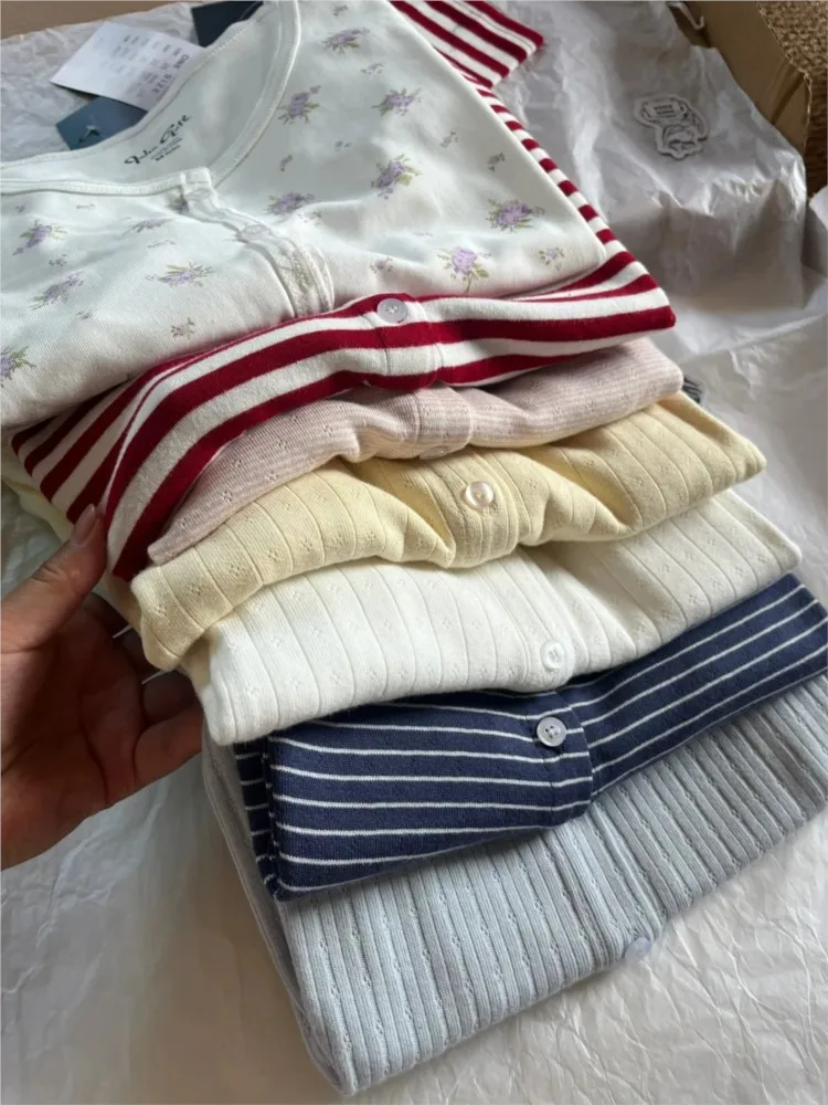 Eyelet Slim Single Breasted T-shirt Women Autumn Preppy Style O-neck Cotton Long Sleeve Tee Shirts Cute Vintage Sweet Tops Y2K