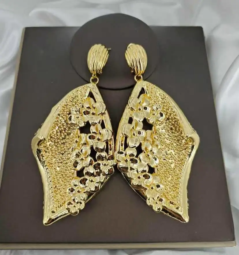 Elegant Gold Plated Chunky Leaf Drop Earrings