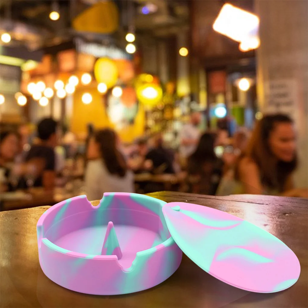 

Ashtray Silicone Heats Resistant Soft Car Interior Ash Tray with Lid Anti-Scalding Washable Personalized Office Container