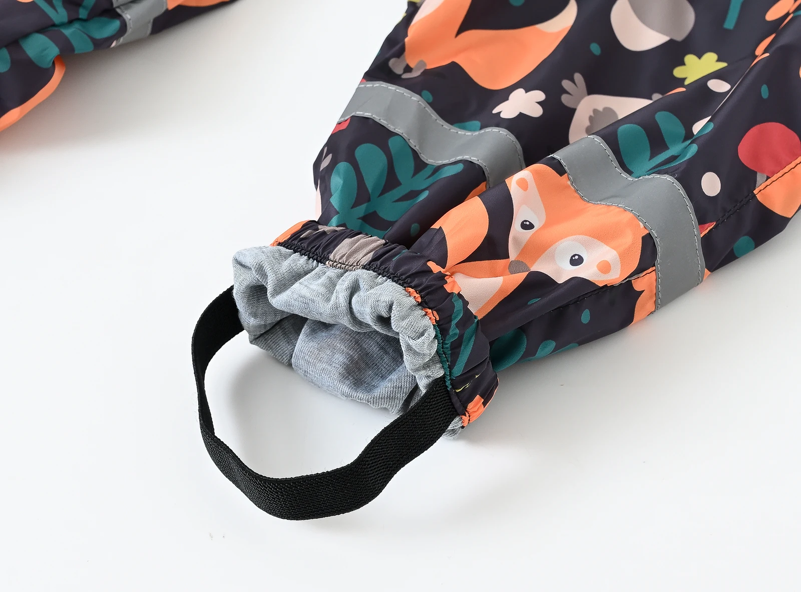 Adorable Kids Rain Pants: Cute & Stylish Graphic Overalls - The Perfect Casual Jumpsuit