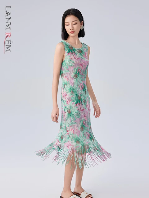 LANMREM High Street Hand Drawn Printing Pleated Dress For Women 2025 New Round Collar Sleeveless Tassel Hem Slim Dresses 2DB2822