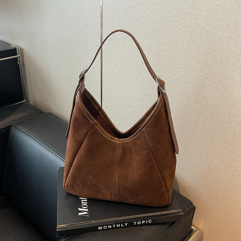 Women PU Fashion Shoulder Bag Large Capacity Zip Closure