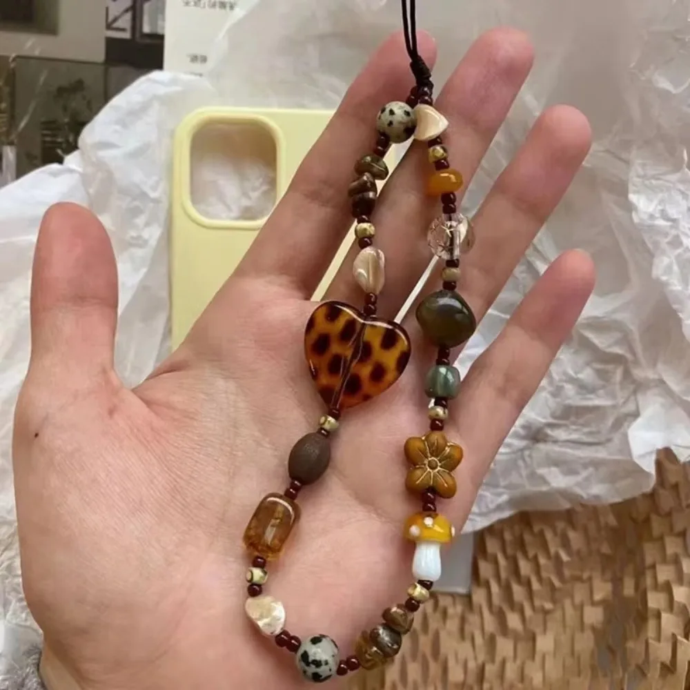 Y2K Retro Phone Chain Rope Resin Leopard Heart Beaded Hanging Cord Bag Pendant For Girl Woman