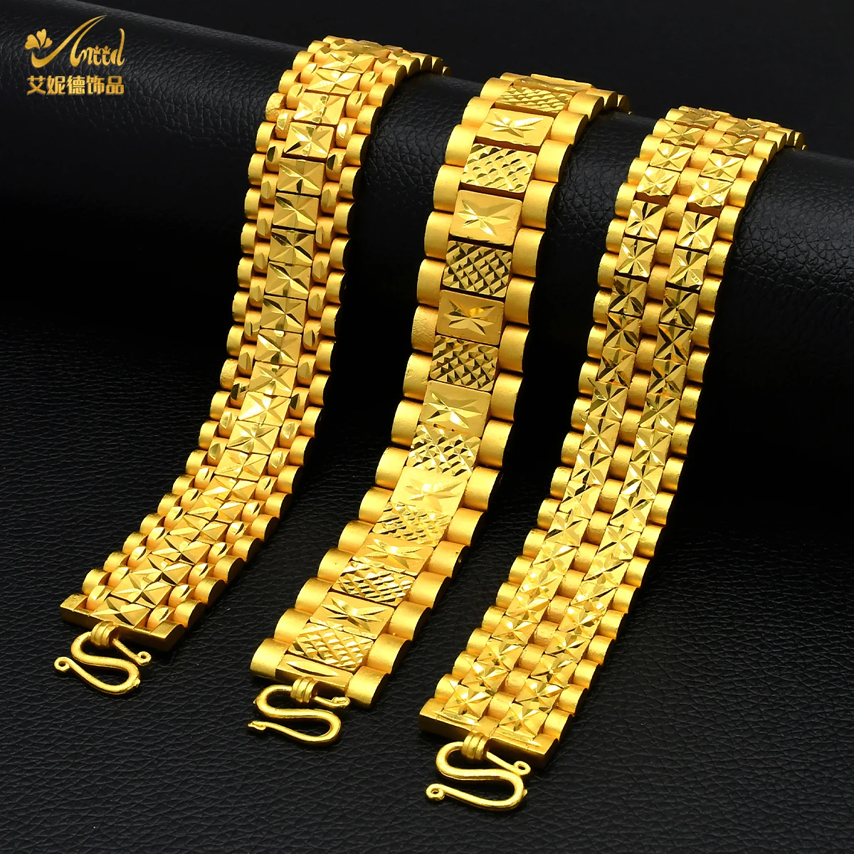 Buy quality 916 Gold Stylish Diamond CZ Gents Lucky Bracelet in Ahmedabad