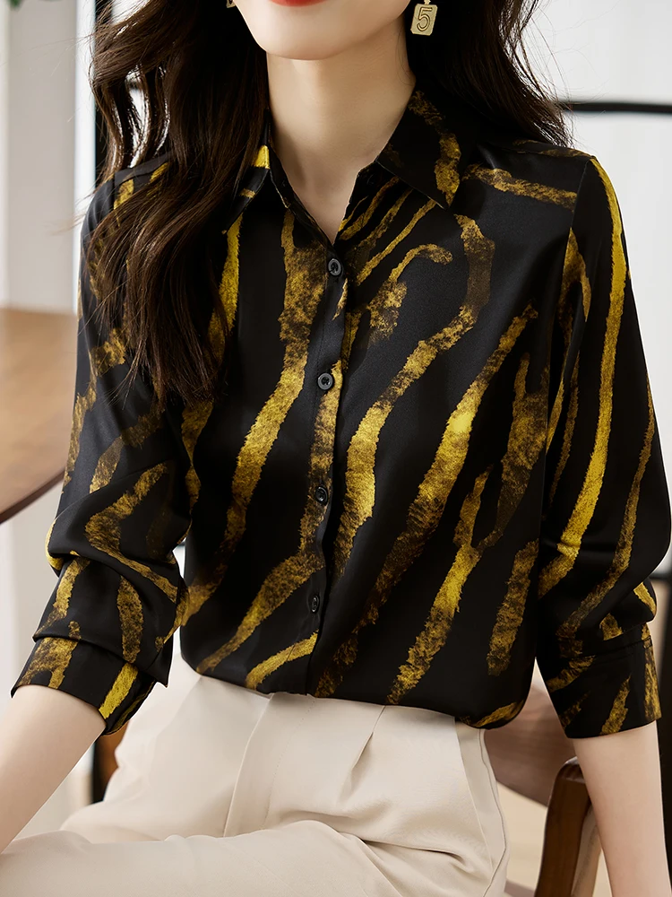 Color Amarillo Camisa Negra Con Amarillo Camiseta De Fútbol Con