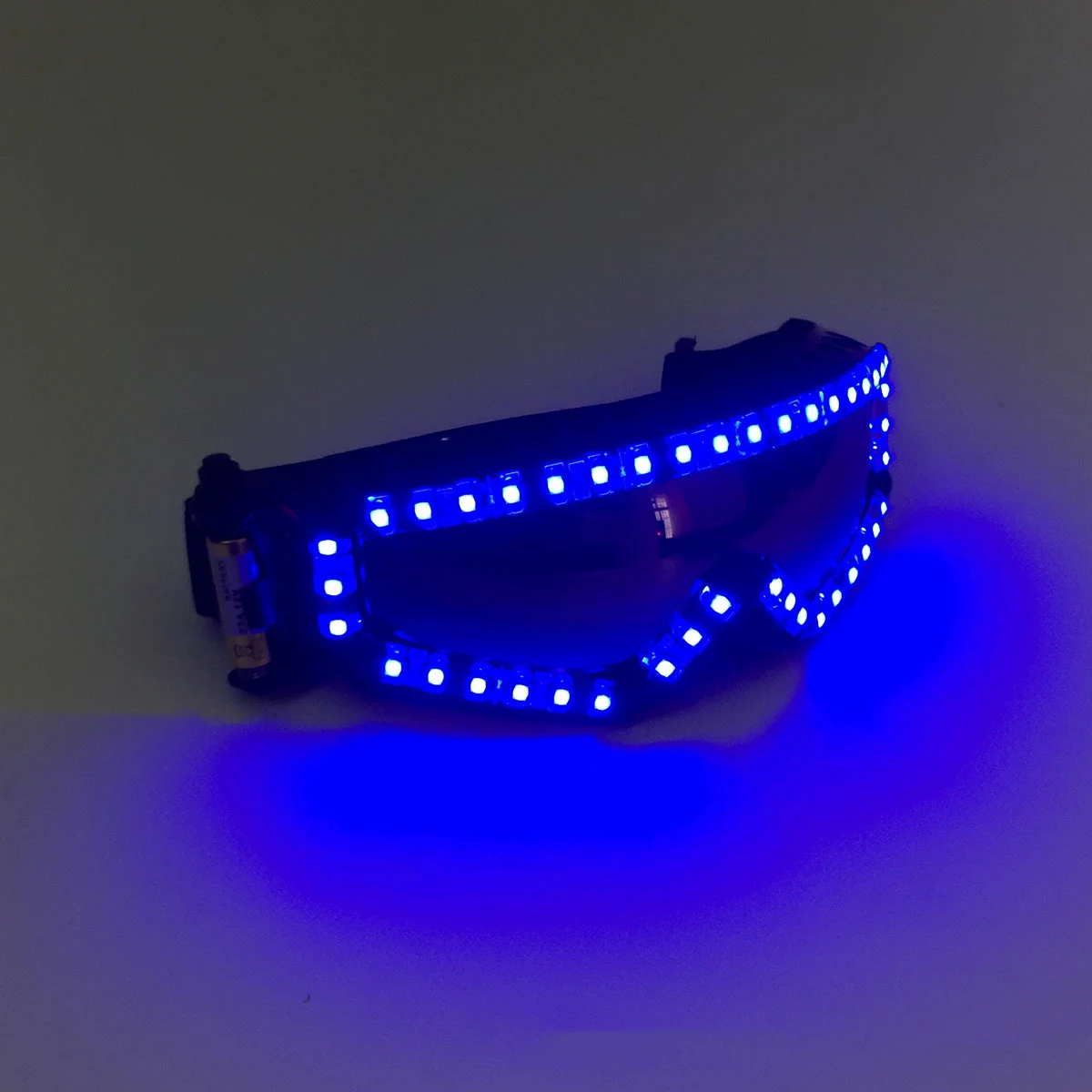 

DJ Sunglasses LED Light Fashion Cool Glasses Dark Creative Party Luminous Night Lights Rave Glow Disco Bright Light Supplies