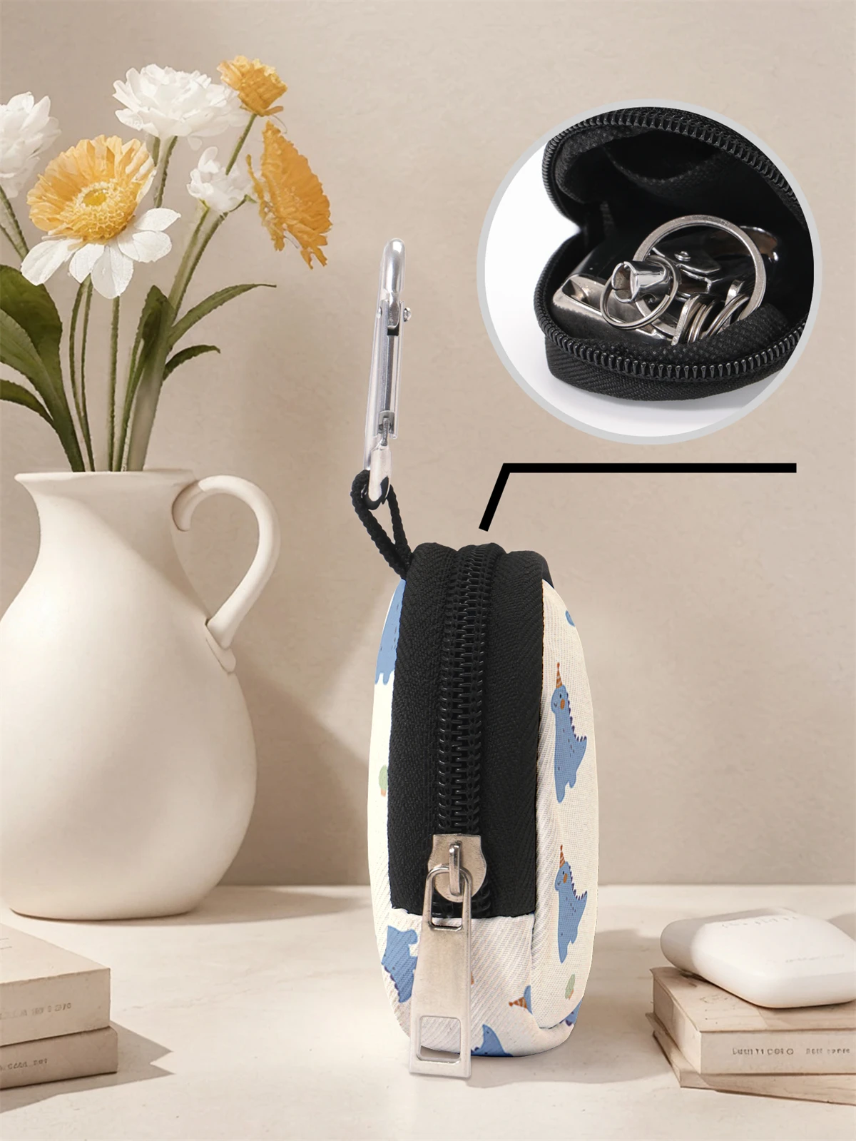 Dinosaur pattern printed mini wallet, zipper change bag with hook clip, headphone key bag, suitable for men and women